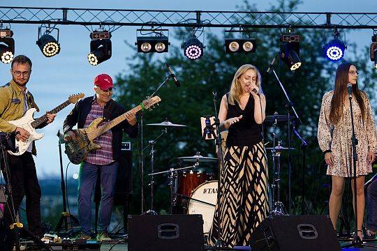 Muzyczne popołudnie z Moniką Kitel – wyjątkowy koncert na Jarmarku św. Jakuba