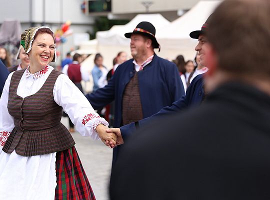 Muzyka Regionów 2023 - Integracja Kultur poprzez Tańce i Muzykę!