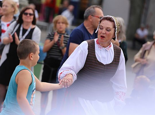 Muzyka Regionów 2023 - Integracja Kultur poprzez Tańce i Muzykę!