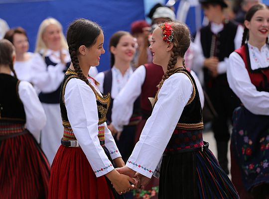 Muzyka Regionów 2023 - Integracja Kultur poprzez Tańce i Muzykę!