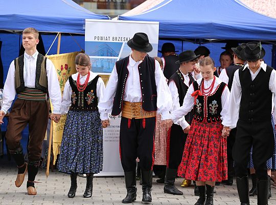 Muzyka Regionów 2023 - Integracja Kultur poprzez Tańce i Muzykę!