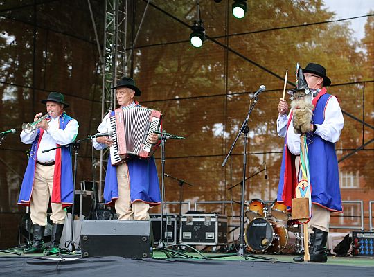Muzyka Regionów 2023 - Integracja Kultur poprzez Tańce i Muzykę!