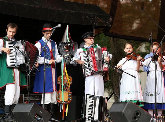 Muzyka Regionów 2023 - Integracja Kultur poprzez Tańce i Muzykę!