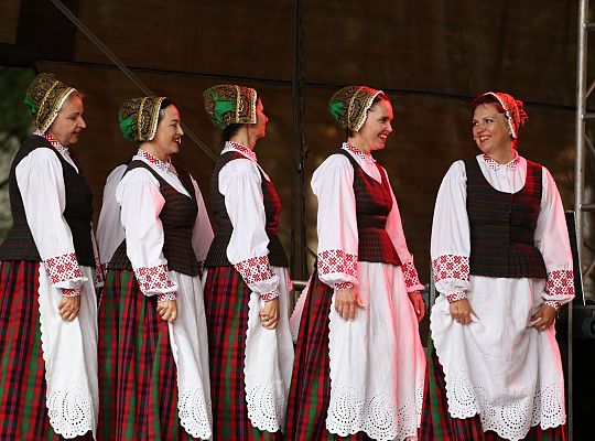 Muzyka Regionów 2023 - Integracja Kultur poprzez Tańce i Muzykę!