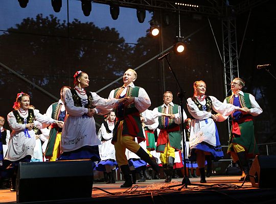 Muzyka Regionów 2023 - Integracja Kultur poprzez Tańce i Muzykę!