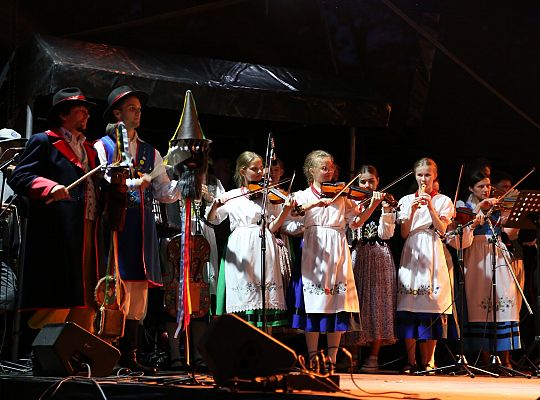 Muzyka Regionów 2023 - Integracja Kultur poprzez Tańce i Muzykę!