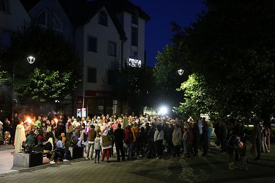 Spacer z Duchami Krzyżaków